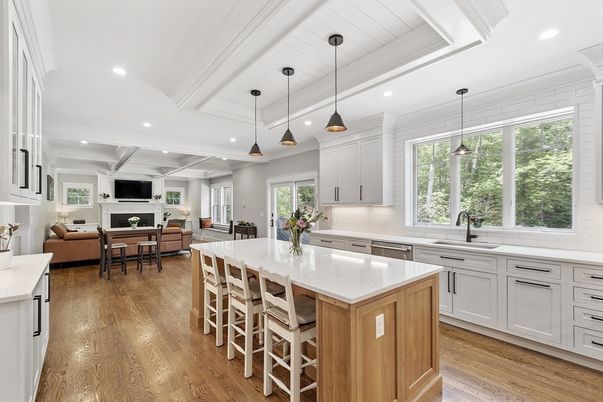 Dining room, Interior, Kitchen, Living room, Pendant Lights, Recessed Lighting, Wood Texture Flooring