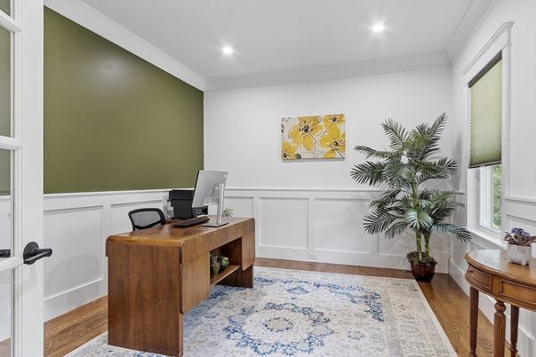 Home Office, Interior, Recessed Lighting, Wood Texture Flooring
