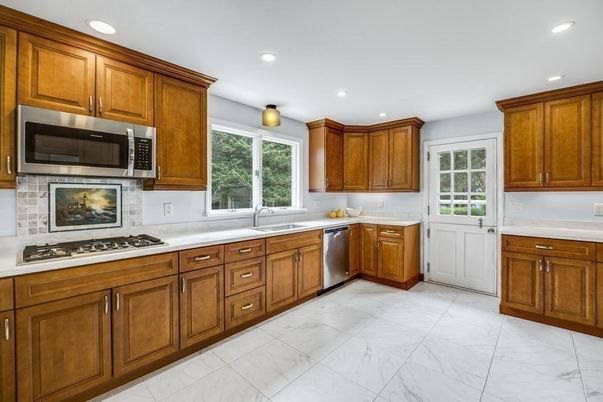 Interior, Kitchen, Marble, Recessed Lighting, Stainless Steel Appliances
