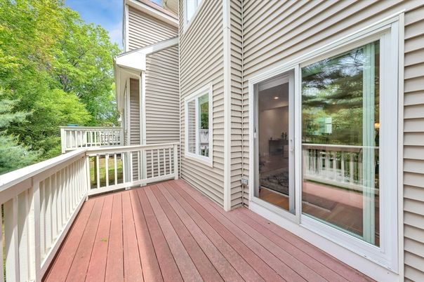 Exterior, Wood Texture Flooring