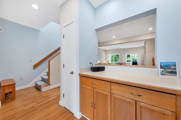 Interior, Recessed Lighting, Wood Texture Flooring