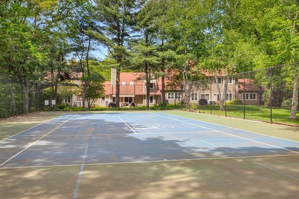 Exterior, Tennis Courts