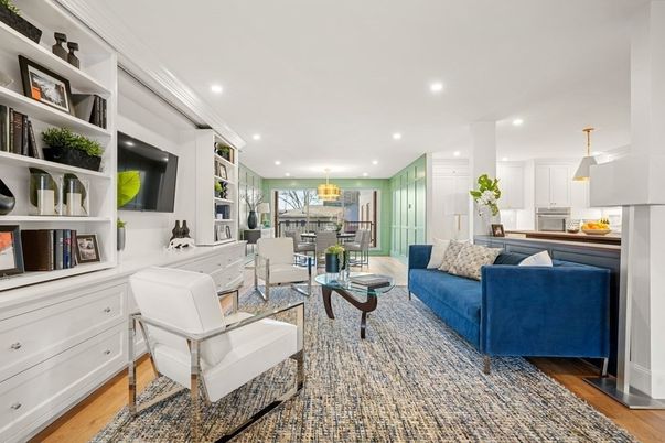 Dining room, Interior, Kitchen, Living room, Pendant Lights, Recessed Lighting, Wood Texture Flooring