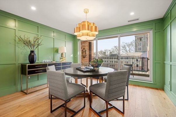 Chandelier, Dining room, Interior, Recessed Lighting, Wood Texture Flooring