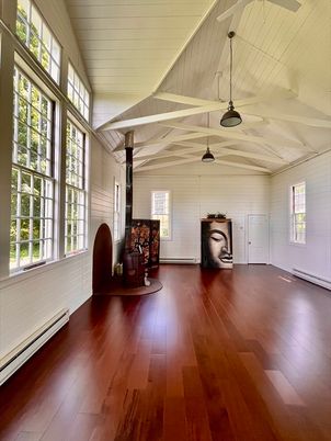 Interior, Pendant Lights, Wood Texture Flooring