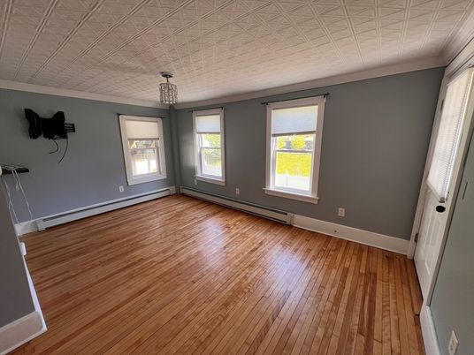 Empty room, Interior, Pendant Lights, Wood Texture Flooring