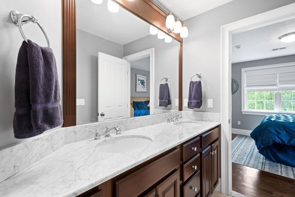 Bathroom, Dual Sink Vanities, Interior, Wood Texture Flooring
