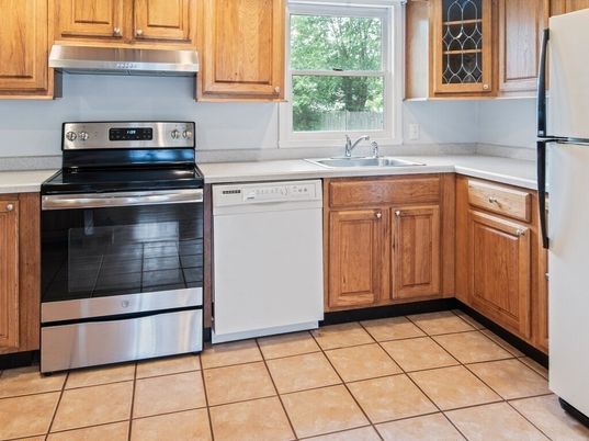 Interior, Kitchen, Stainless Steel Appliances