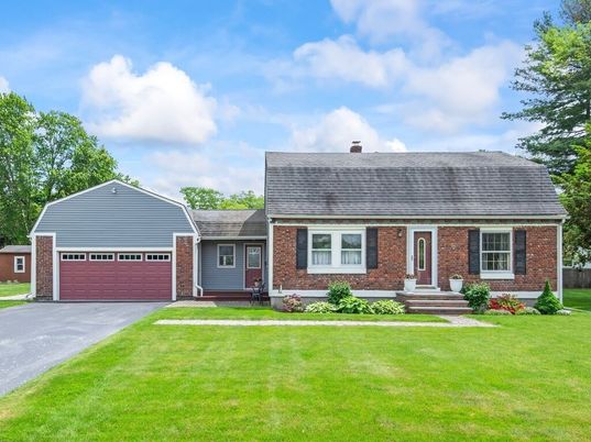Attached, Exterior, Facade, Brick Facade, Cape Cod