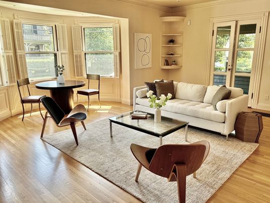 Dining room, Interior, Living room, Recessed Lighting, Wood Texture Flooring