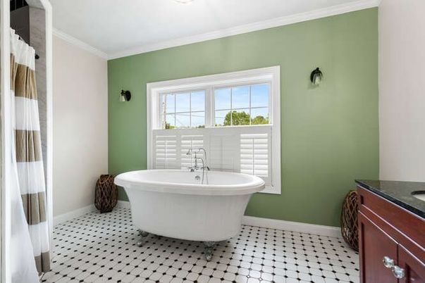 Bathroom, Free Standing Baths, Interior
