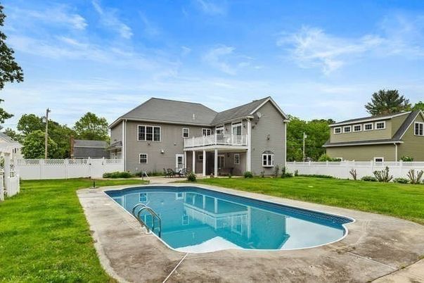 Backyard, Exterior, Pool