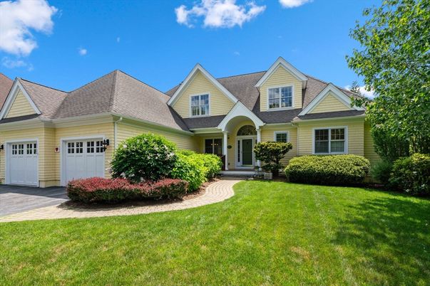 Attached, Exterior, Facade, Cape Cod