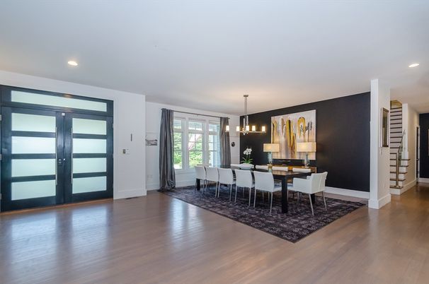 Chandelier, Dining room, Interior, Recessed Lighting, Wood Texture Flooring