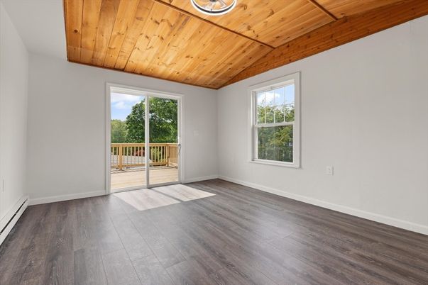 Empty room, Interior, Wooden Ceilings, Wood Texture Flooring