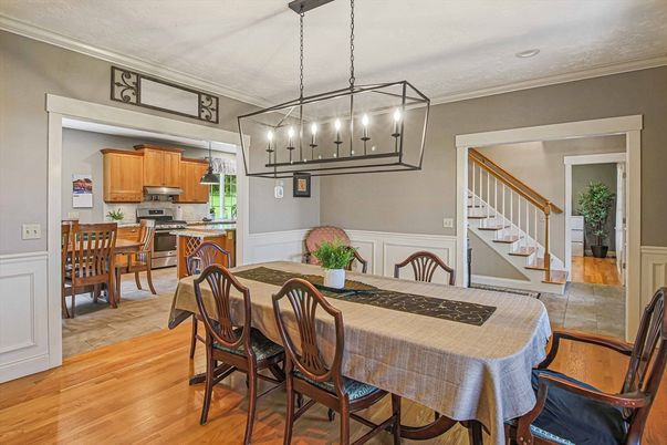 Dining room, Interior, Kitchen, Pendant Lights, Stainless Steel Appliances, Wood Texture Flooring