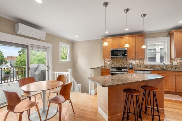Dining room, Interior, Kitchen, Pendant Lights, Recessed Lighting, Wood Texture Flooring