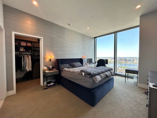 Bedroom, Interior, Recessed Lighting, Water