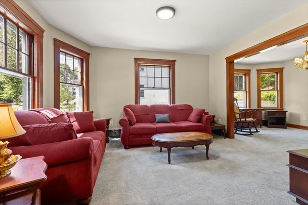 Chandelier, Interior, Living room