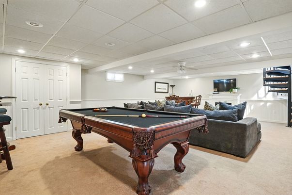 Billiard Table, Game Room, Interior, Recessed Lighting