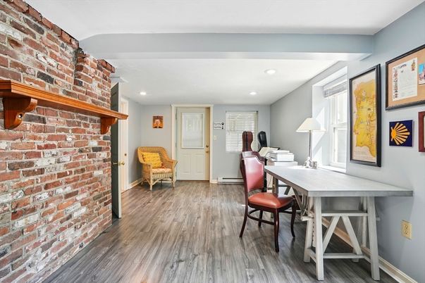 Home Office, Interior, Recessed Lighting, Stone Walls, Wood Texture Flooring