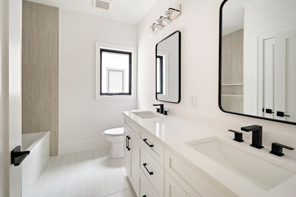 Bathroom, Dual Sink Vanities, Interior