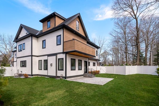 Backyard, Exterior, Facade, Farmhouse