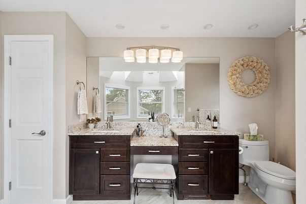Bathroom, Dual Sink Vanities, Interior