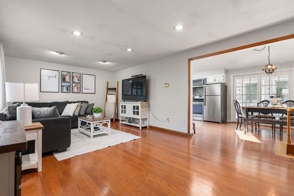Dining room, Interior, Kitchen, Living room, Pendant Lights, Recessed Lighting, Stainless Steel Appliances, Wood Texture Flooring
