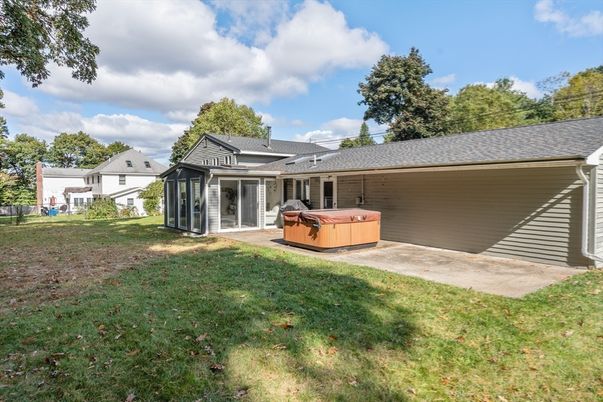 Backyard, Exterior, Hot Tub