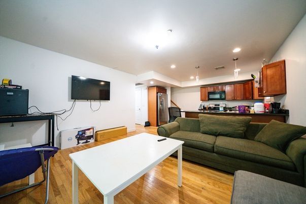 Interior, Kitchen, Living room, Pendant Lights, Recessed Lighting, Stainless Steel Appliances, Wood Texture Flooring