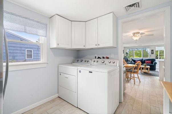Dining room, Interior, Washer, Wood Texture Flooring