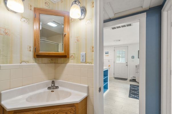 Bathroom, Interior, Wood Texture Flooring