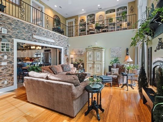 Interior, Living room, Recessed Lighting, Wood Texture Flooring
