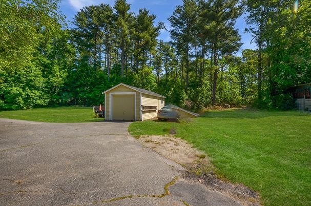 Backyard, Detached Garage, Exterior