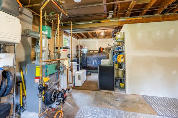Fitness Equipment, Interior, Wooden Beams