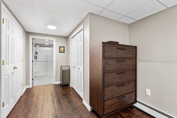 Interior, Recessed Lighting, Wood Texture Flooring