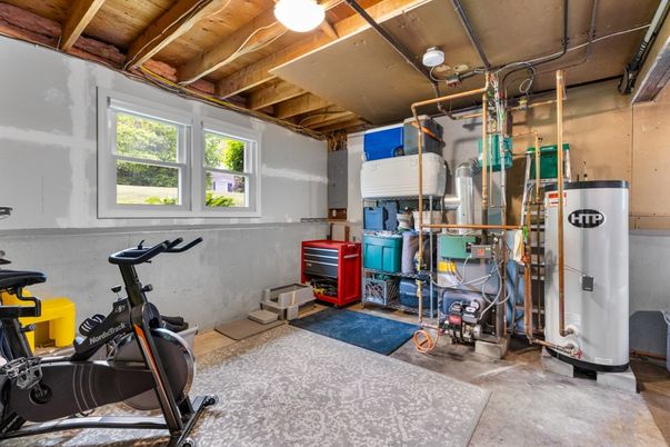 Fitness Equipment, Interior, Wooden Beams, Wooden Ceilings