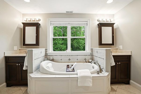 Bathroom, Interior, Recessed Lighting, Tile Countertops