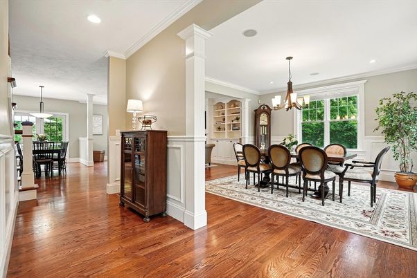 Chandelier, Dining room, Interior, Recessed Lighting, Wood Texture Flooring