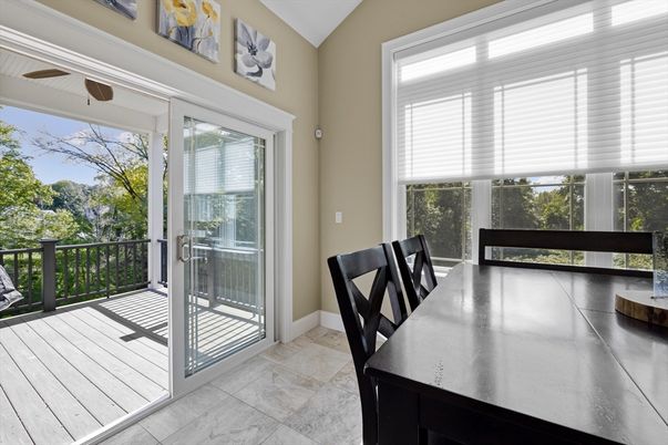 Dining room, Interior