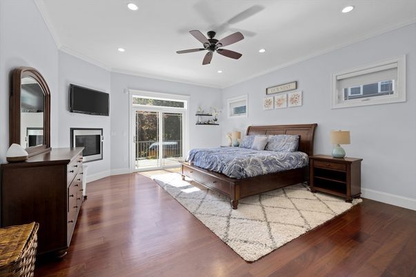 Bedroom, Fireplace, Interior, Recessed Lighting, Wood Texture Flooring