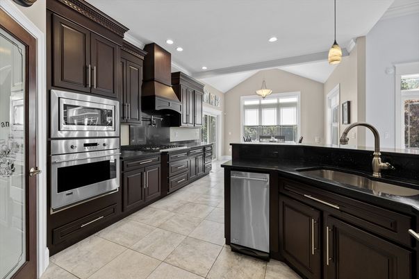 Interior, Kitchen, Pendant Lights, Recessed Lighting, Stainless Steel Appliances
