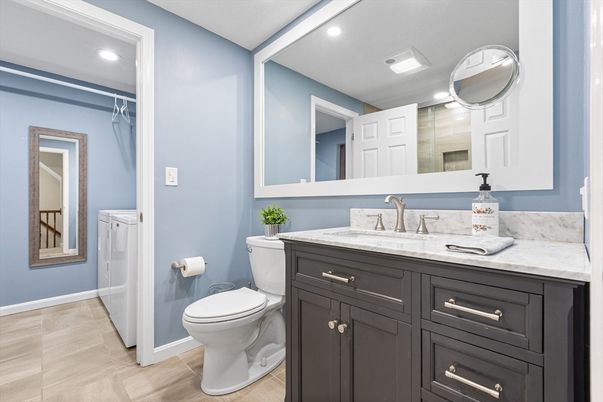 Bathroom, Interior, Recessed Lighting, Wood Texture Flooring