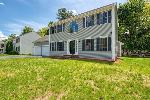Attached, Backyard, Exterior, Facade, Georgian