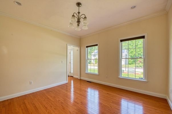 Chandelier, Empty room, Interior, Wood Texture Flooring