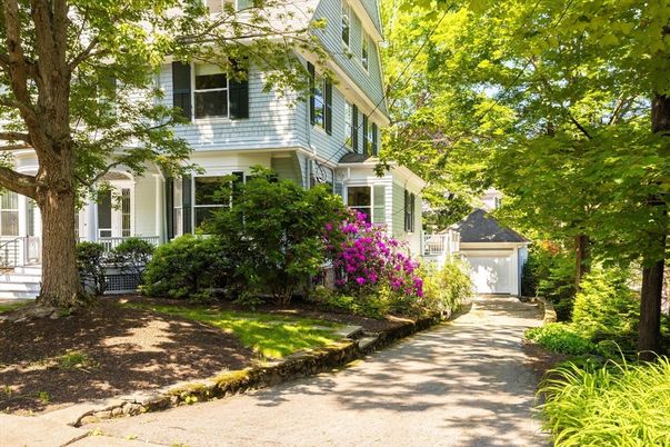 Detached Garage, Exterior, Facade, Queen Anne Victorian