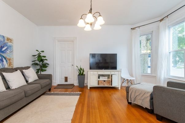 Chandelier, Interior, Living room, Wood Texture Flooring