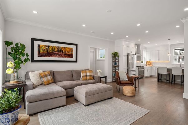 Interior, Kitchen, Living room, Pendant Lights, Recessed Lighting, Stainless Steel Appliances, Wood Texture Flooring