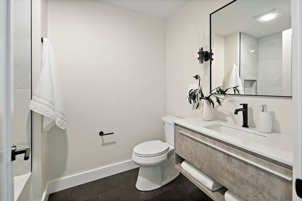 Bathroom, Interior, Recessed Lighting